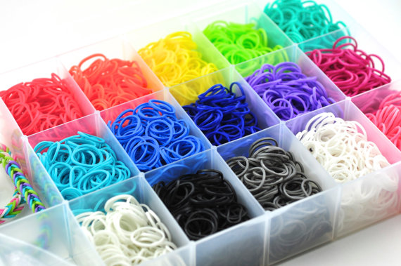 Veterinarians Concerned about Rainbow Loom Band Safety